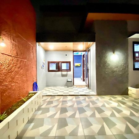 Hostel Good Feeling Ketapang Harbour Exterior foto
